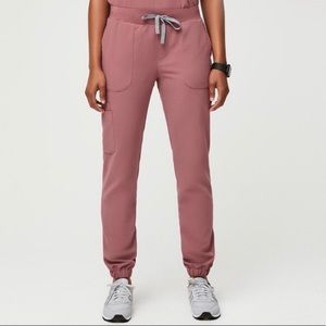 FIGS mauve taldora scrub pants